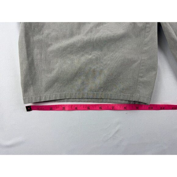 Vuori Meta Shorts Men's 33 (Actual 34) Beige/Gray Performance Chino Stretch - Picture 8 of 8